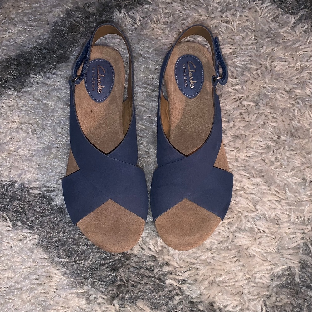 Blue Criss-cross Wedges